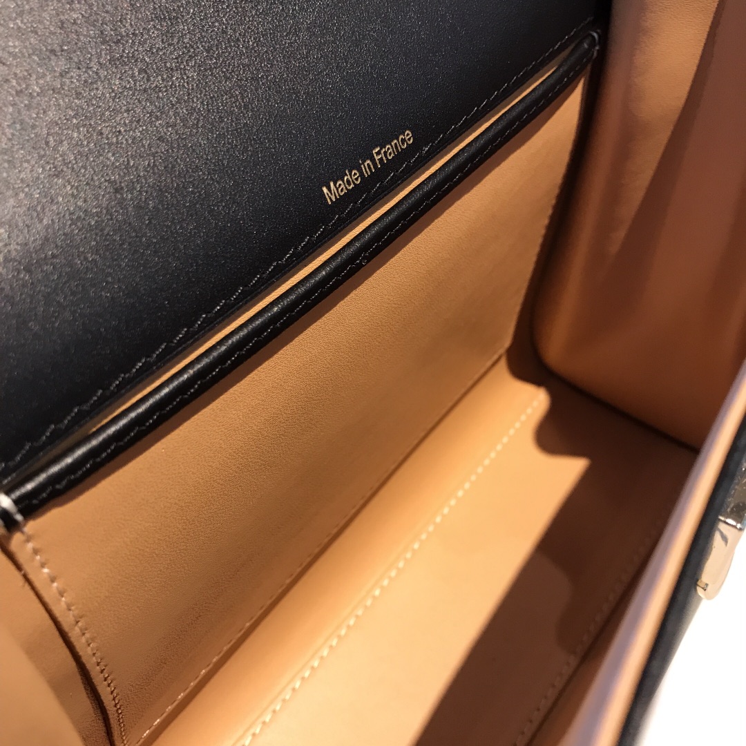 델보 톰페트 MM 샤리오뜨백